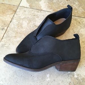 Lucky Brand Black Leather Bootie, Size 7.5